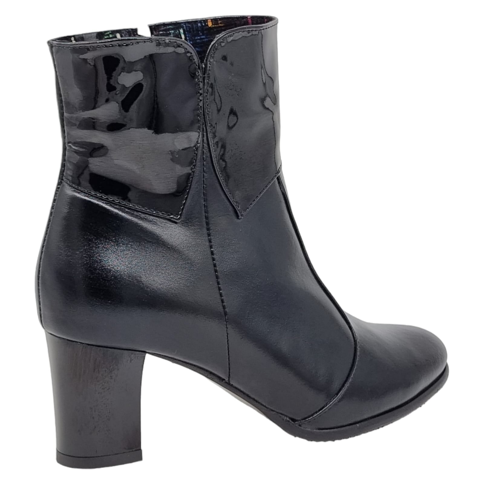 Ghete Damă Elegante Din Piele Naturală Neagră Box Lac 40142