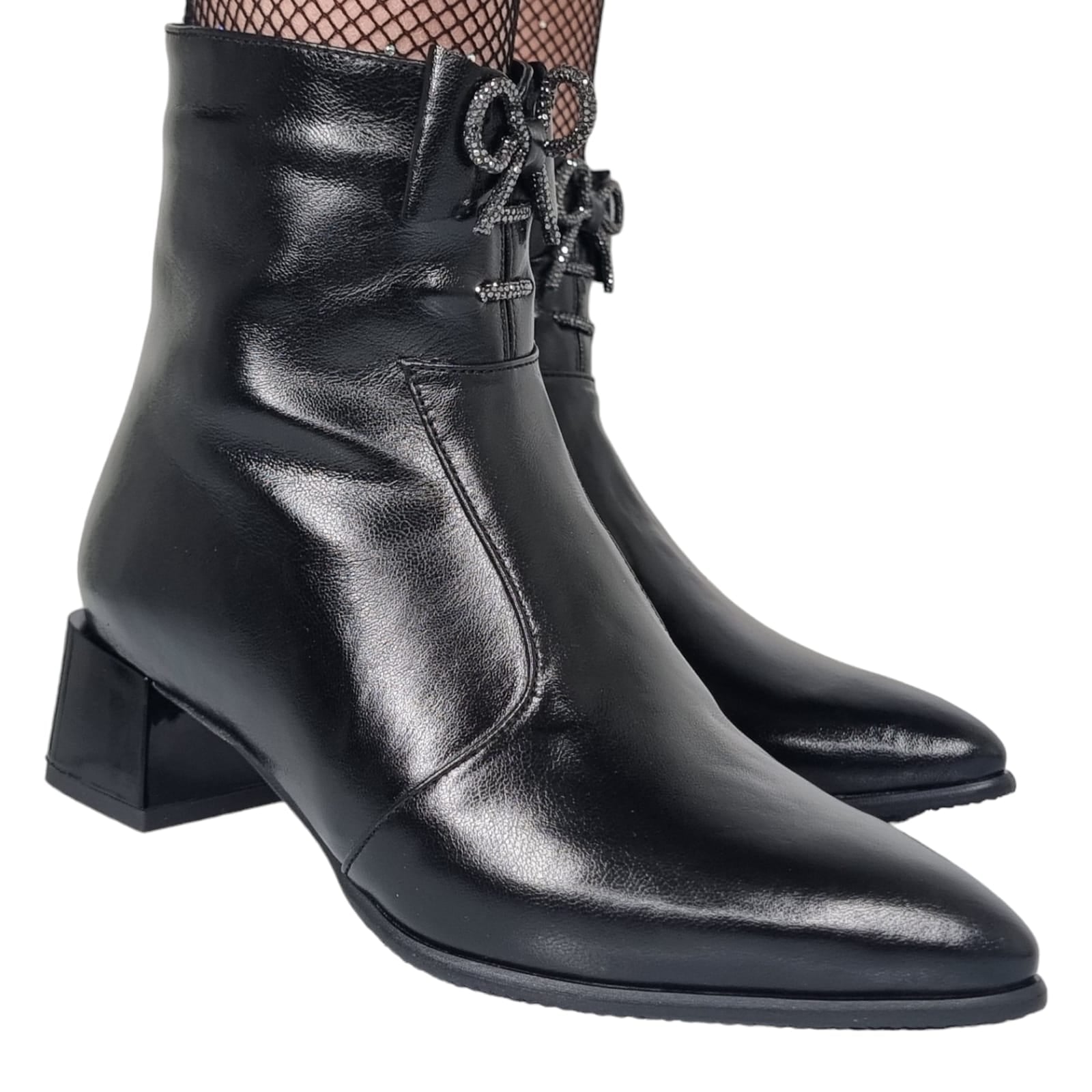 Ghete Damă Elegante Din Piele Naturală 40152