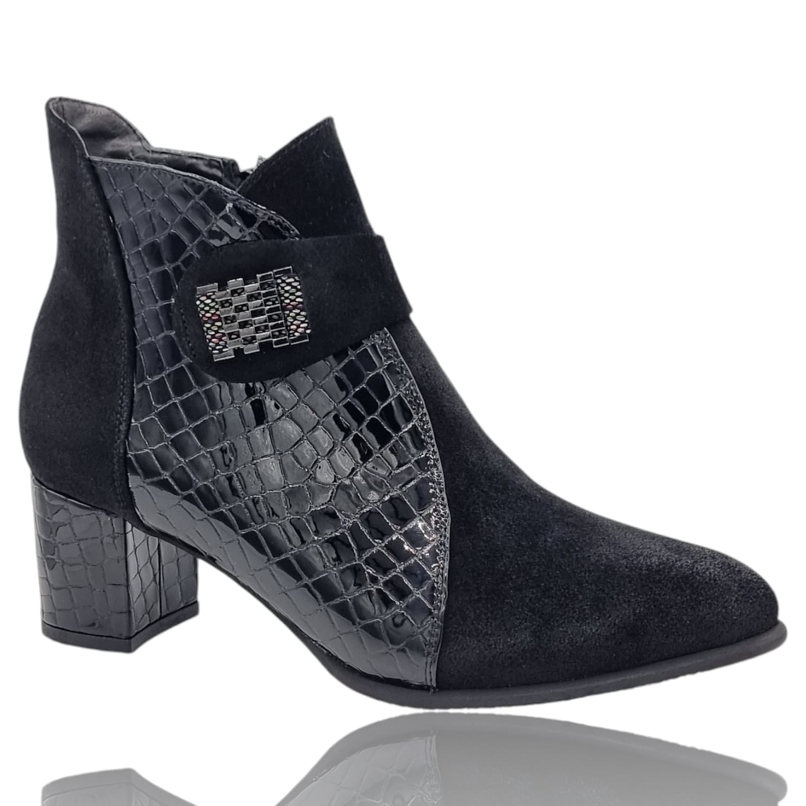 Ghete Damă Elegante Din Piele Naturală Neagră Vel 40216