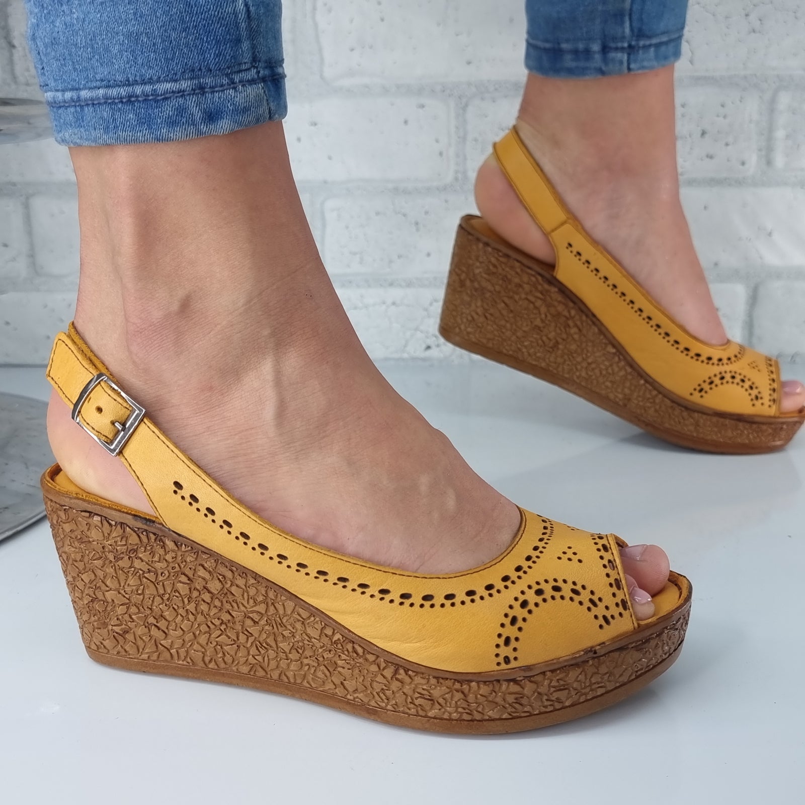Sandale Damă Din Piele Naturală Galbenă 13585
